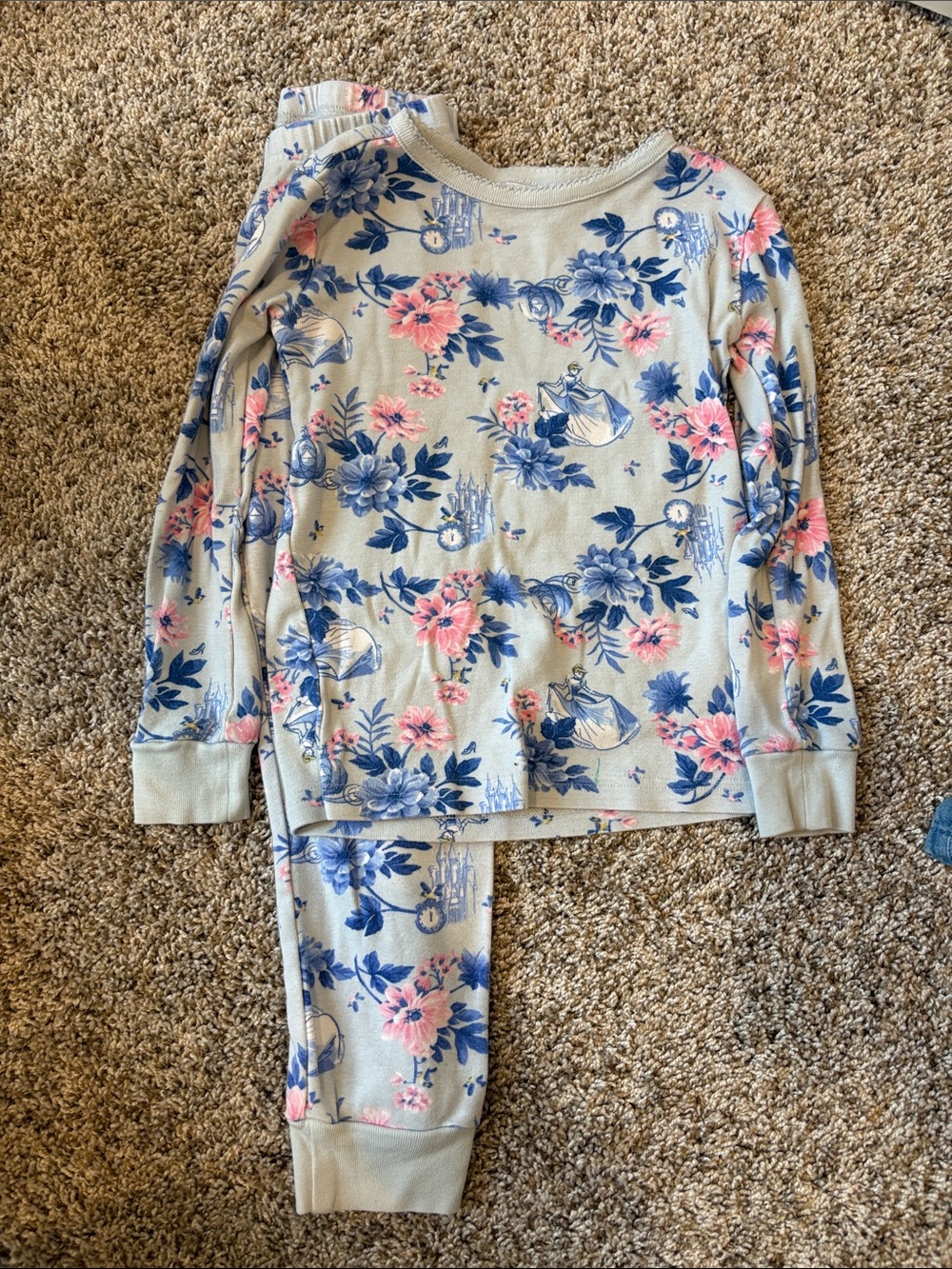 Janie and Jack Cream Floral Long Sleeve Pajama Set with Blue & Pink Flowers